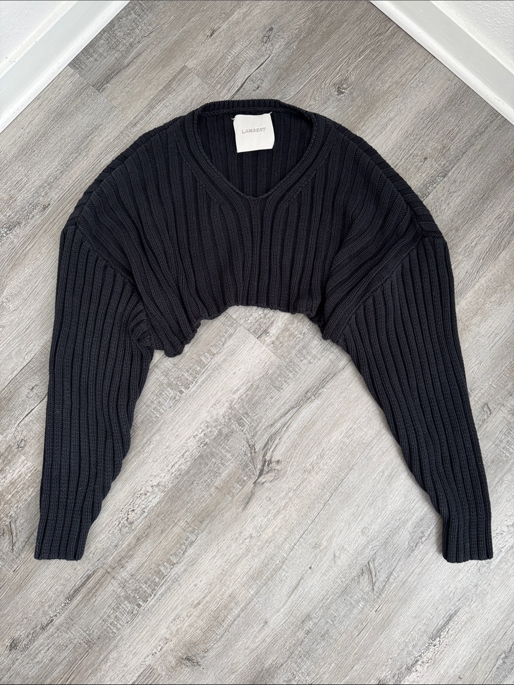 Black Ribbed Knit V-Neck Cropped Sweater
